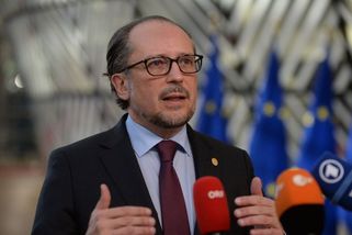 Rakousko chystá pro neočkované tvrdé postihy - Novinky